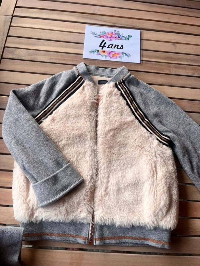 Ensemble jogging ikks 4 ans - photo numéro 2
