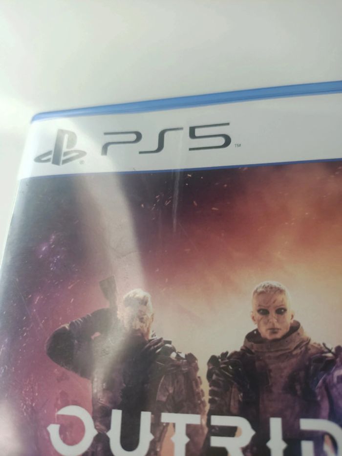 Jeu PS5 outriders - photo numéro 5