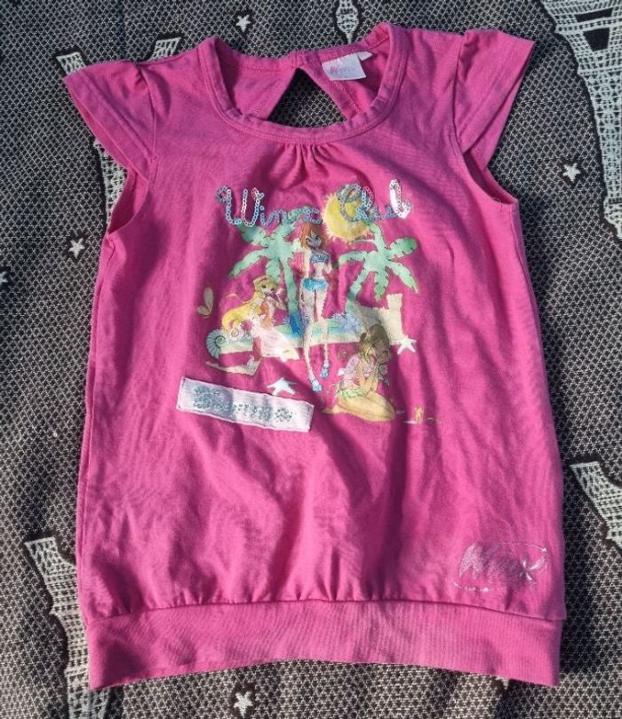T-shirt rose Winx 10ans