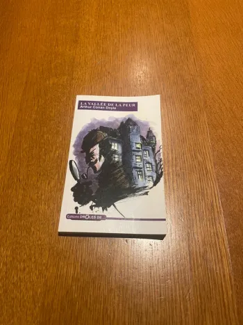 Livre La vallée de la peur