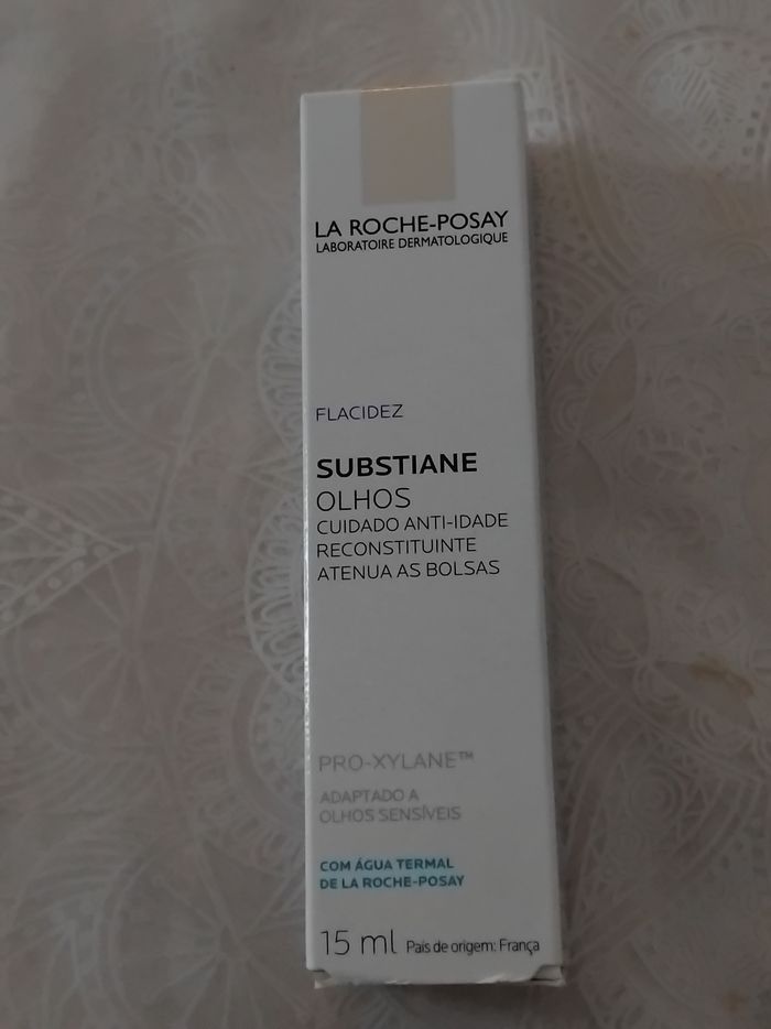 La roche posay soin des yeux contour de l'œil poche 15  ml neuf