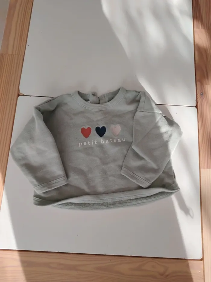 Pull petit bateau