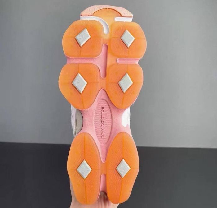 New Balance 9060 taille 37 - photo numéro 6