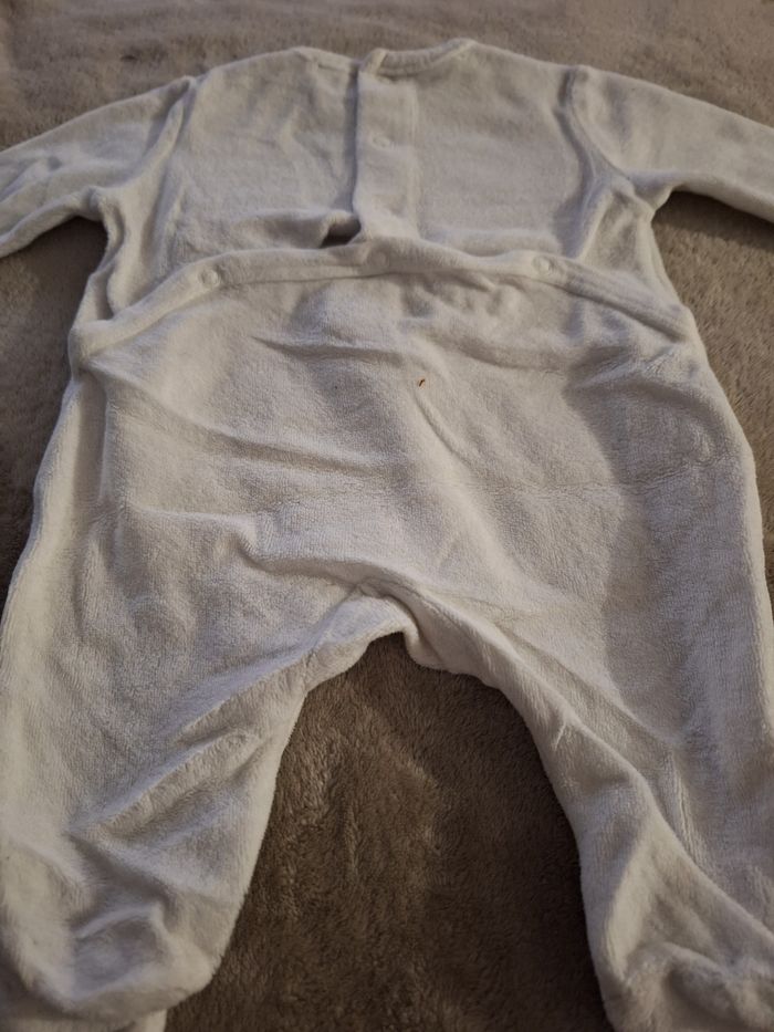 Pyjama - photo numéro 2