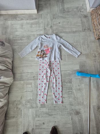 Pyjama  Taille 6 ans