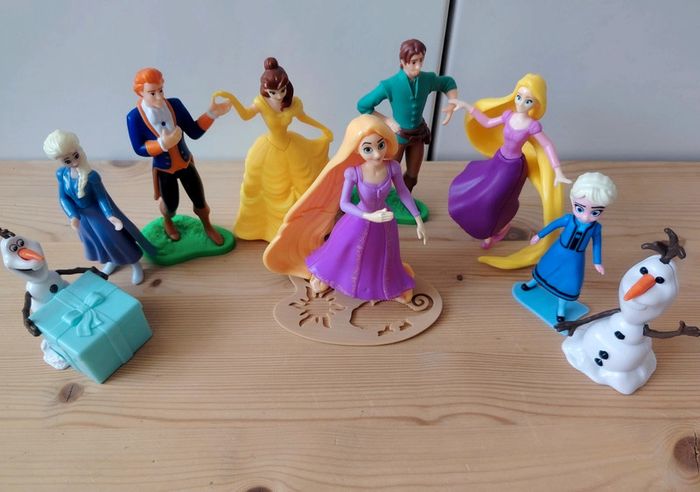 Gros lot personnage figurine Disney kinder maxi - photo numéro 4