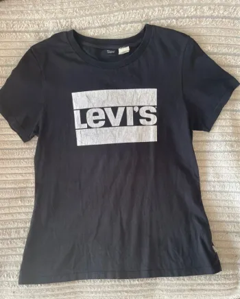 T shirt levi’s femme taille L