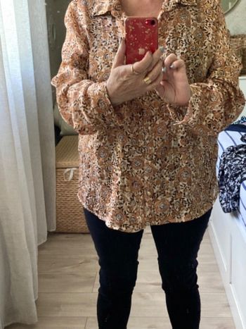 Chemisier marron beige à fleurs