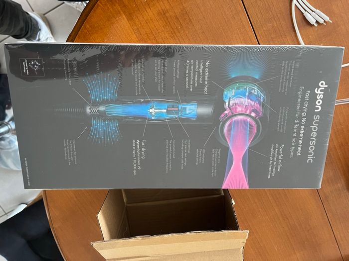Sèche cheveux Dyson supersonic - photo numéro 2