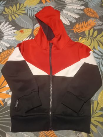 Veste à capuche garçon – 4 ans