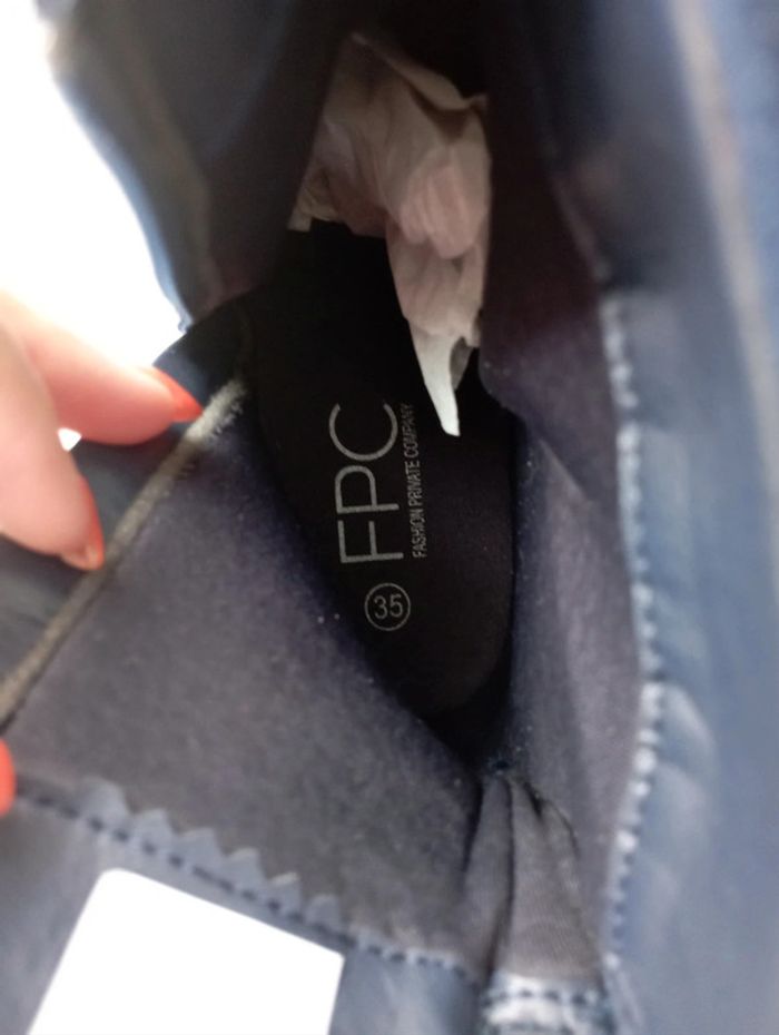 Bottines bleu marine en daim FPC taille 35 neuves 20€ - photo numéro 5