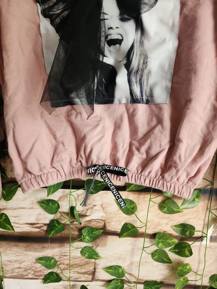 🥰Sweat Rose avec noeud Taille 14ans 🥰 - photo numéro 4