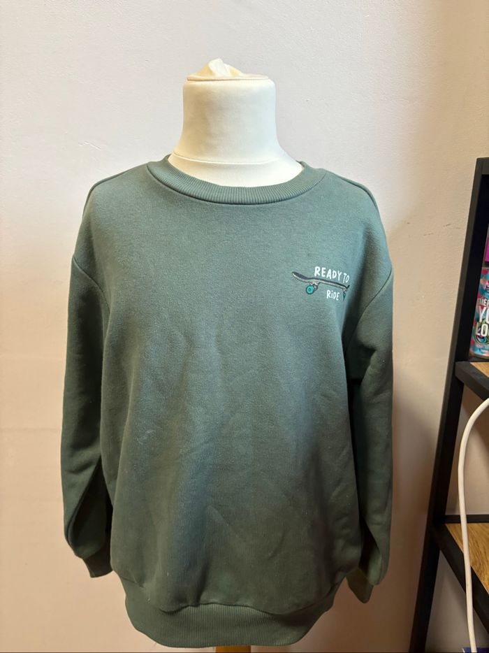 Pull garçon taille 122/128