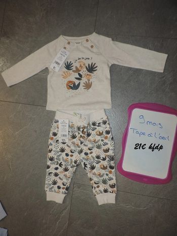 ensemble tape à l'oeil taille 9 mois neuf