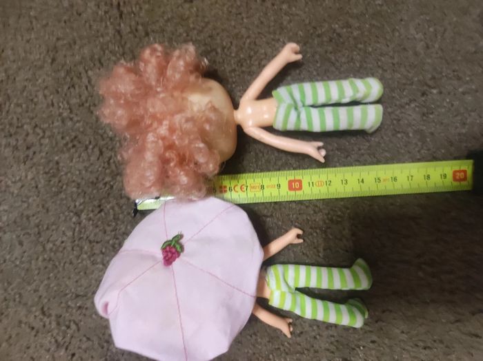 lot 2 poupées articulées Charlotte aux fraises - photo numéro 4