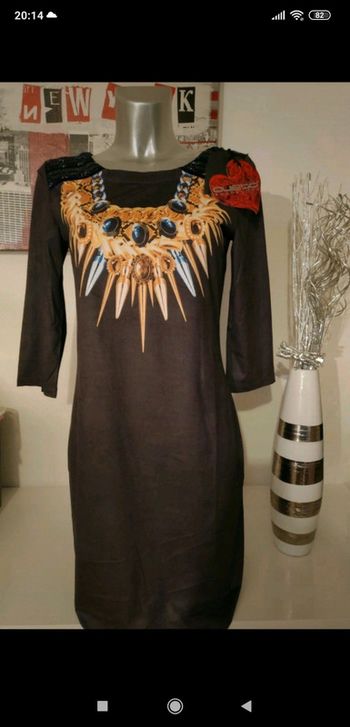 Robe Customer Barcelona Taille M