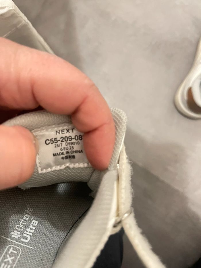 Chaussures garçon taille 23 - photo numéro 3