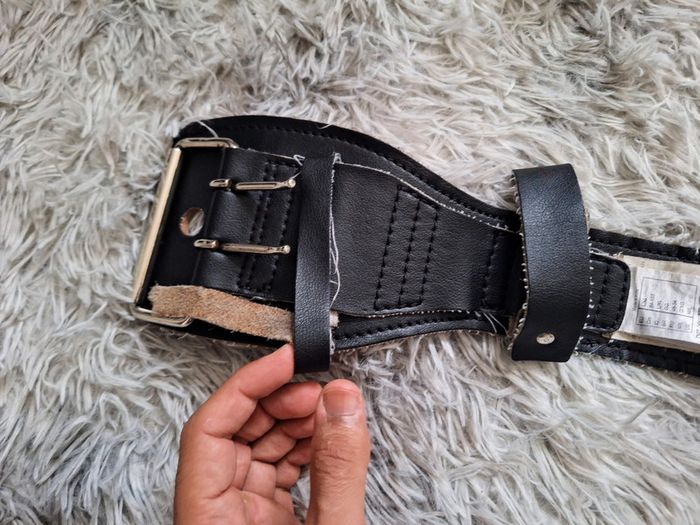 Ceinture de sport Domyos taille L/XL (84-103 cm) noir - Très usée mais fonctionnelle - photo numéro 3