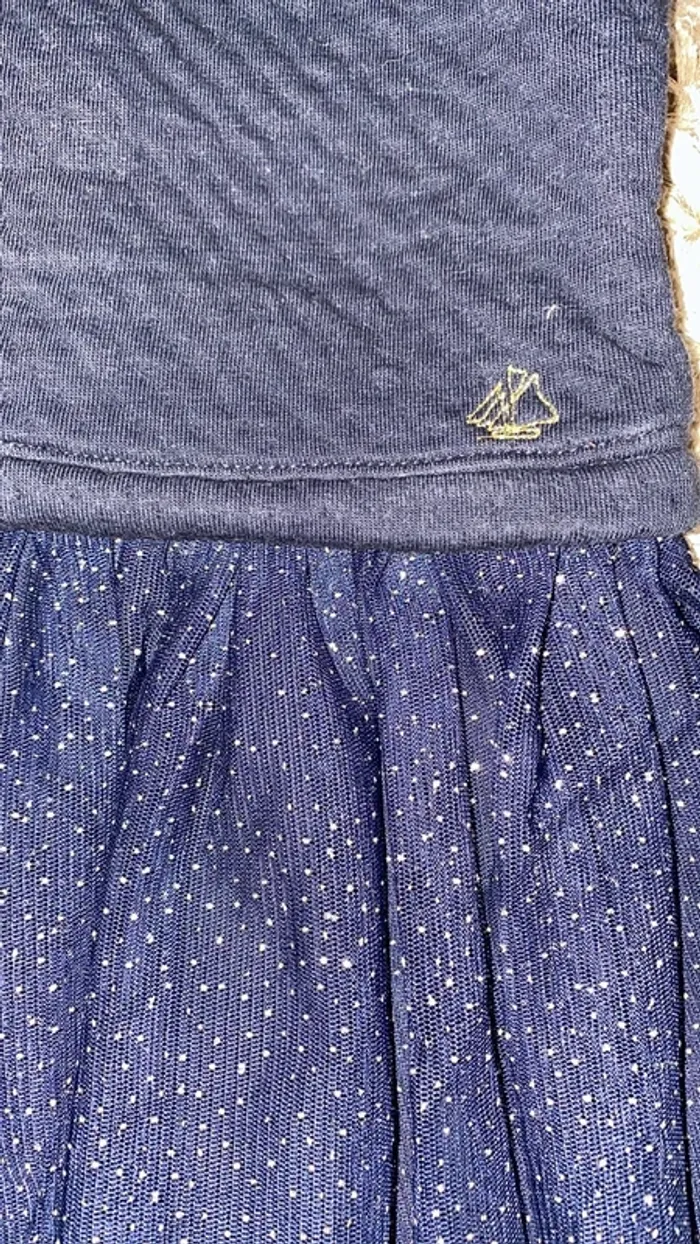 Jolie petite robe de fêtes chaude - photo numéro 3