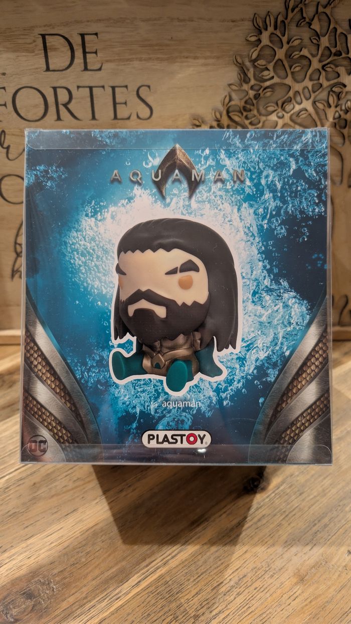 Figurine tirelire Aqua Man plastoy - photo numéro 4