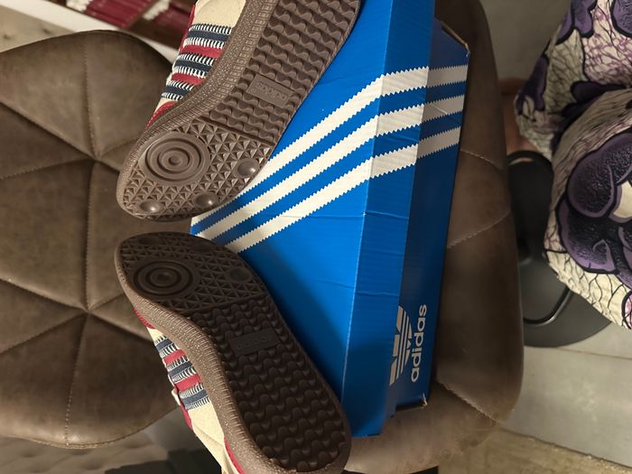 Basket adidas neuve taille 37 - photo numéro 7