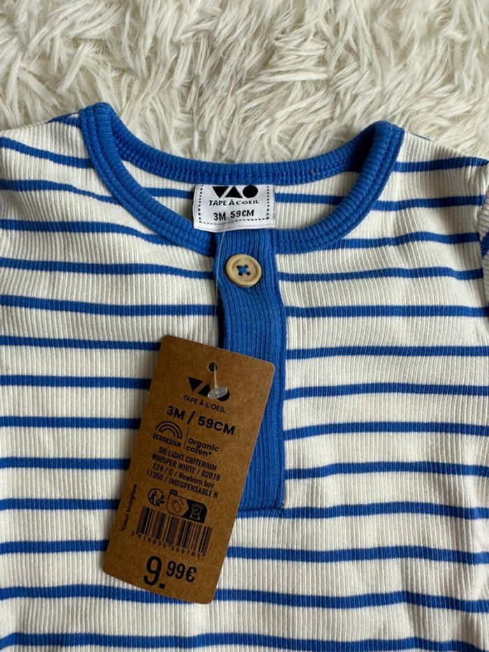 Barboteuse tape à l’œil taille 3 mois - photo numéro 4