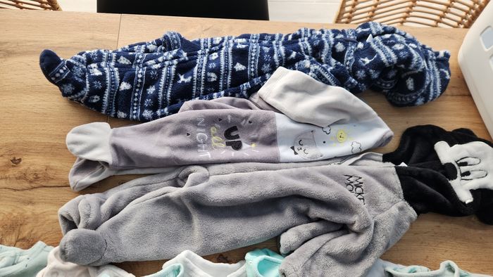 Lot pyjamas 6 mois garçon - photo numéro 4