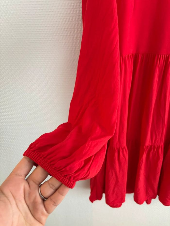 Robe rouge fluide - photo numéro 3