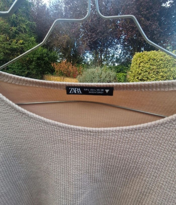 Haut beige - photo numéro 3