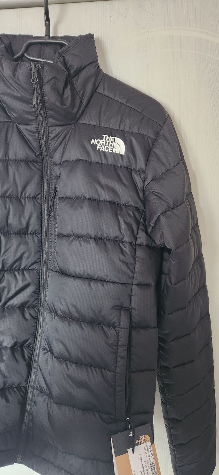 Doudoune manteau the north face XS neuve - photo numéro 2
