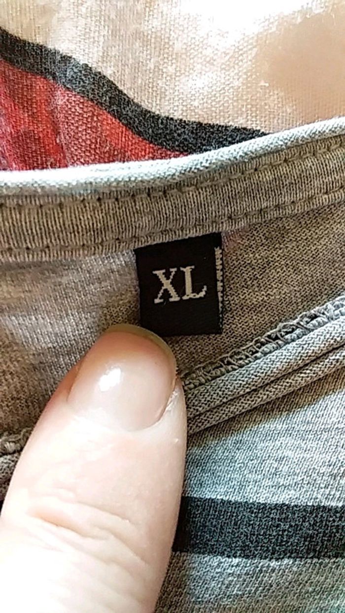 Tee shirt TXL - photo numéro 4