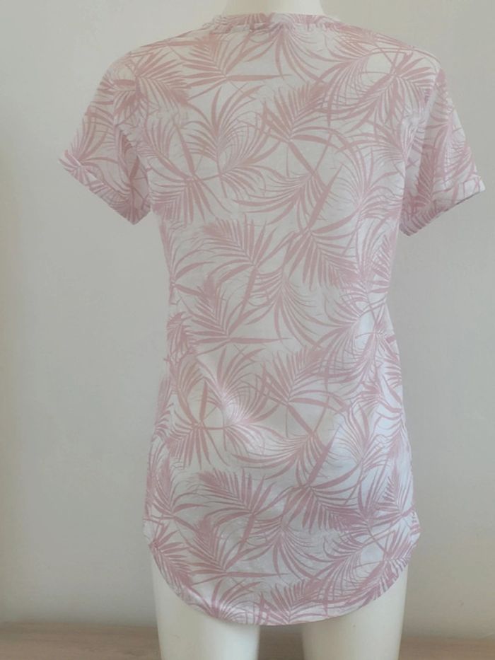 Thsirt col rond manches courtes feuilles XS 34 Primark - photo numéro 6