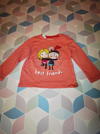 D3157 - tee-shirt fille 18 mois