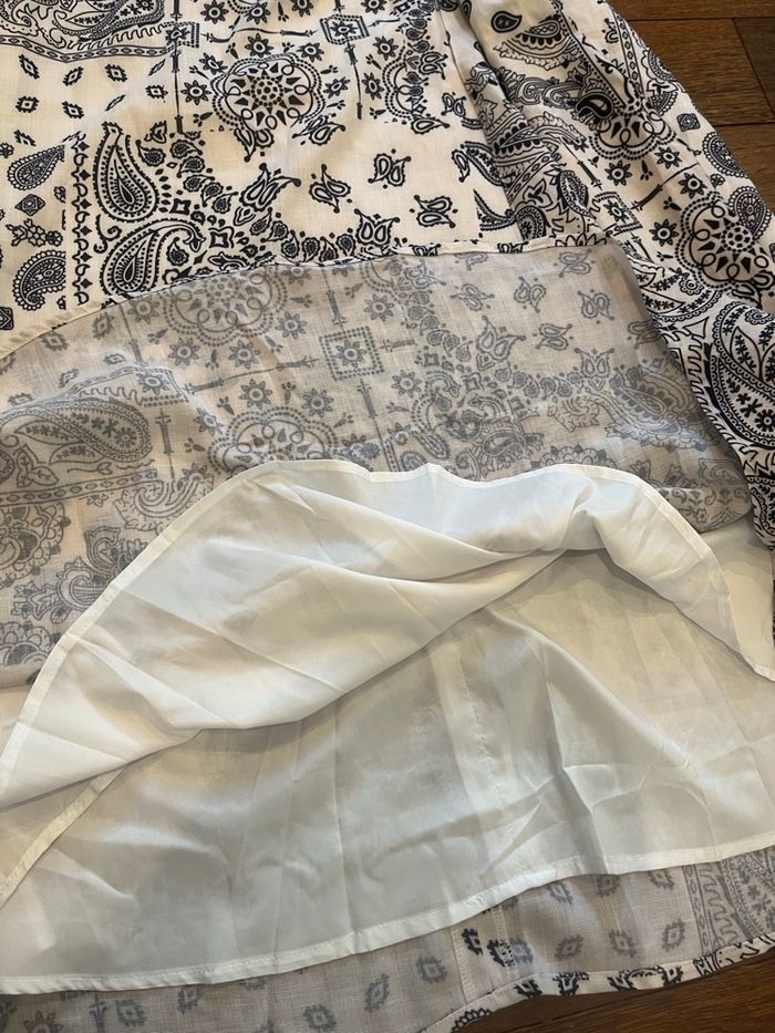 Robe longue neuves avec étiquette marque indépendante taille M motif noir et blanc - photo numéro 5