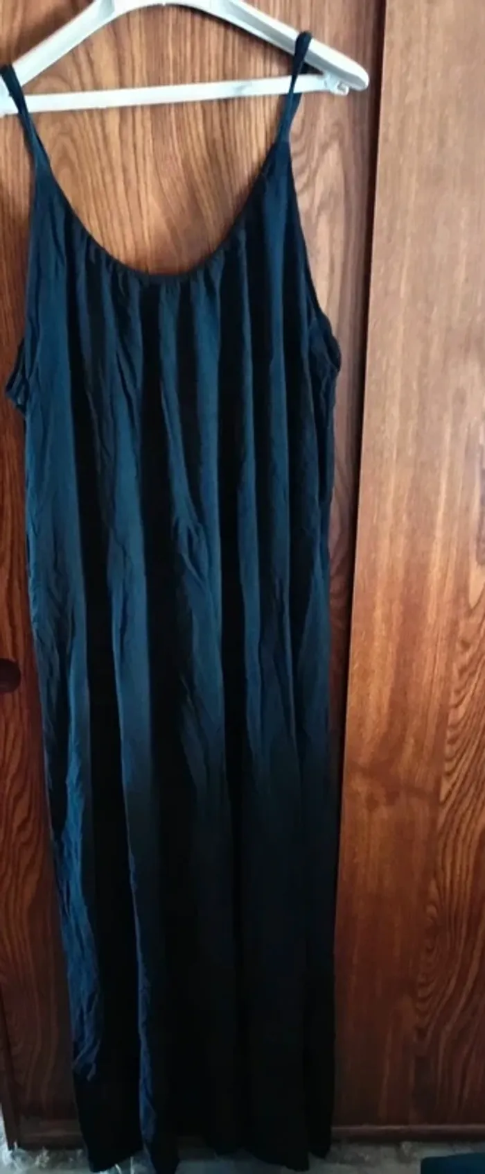 Robe noire longue d'été avec doublure taille 50/52 - photo numéro 2