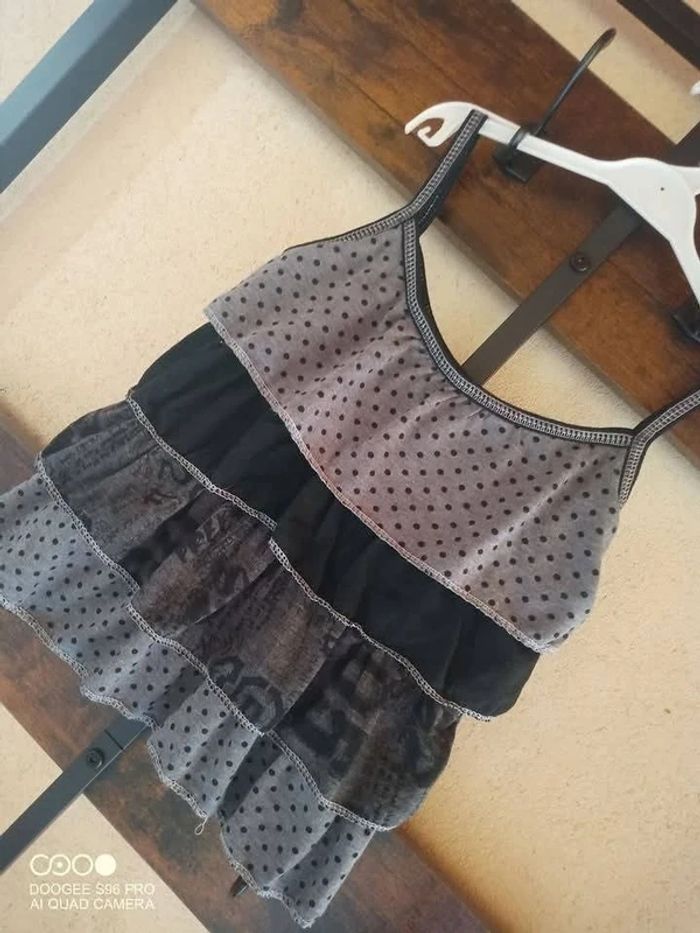 Haut a volants 6 ans - photo numéro 4