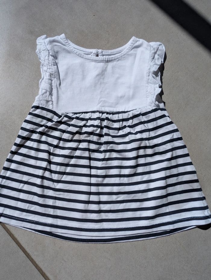 Lot de t-shirts/chemises sans manches - photo numéro 4