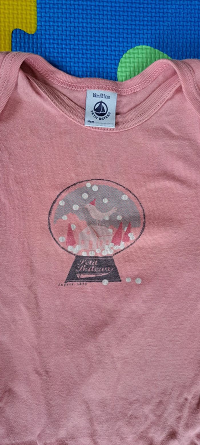 Lot de 4 bodies ml (3 Petit Bateau + 1 Absorba) 18m - photo numéro 7