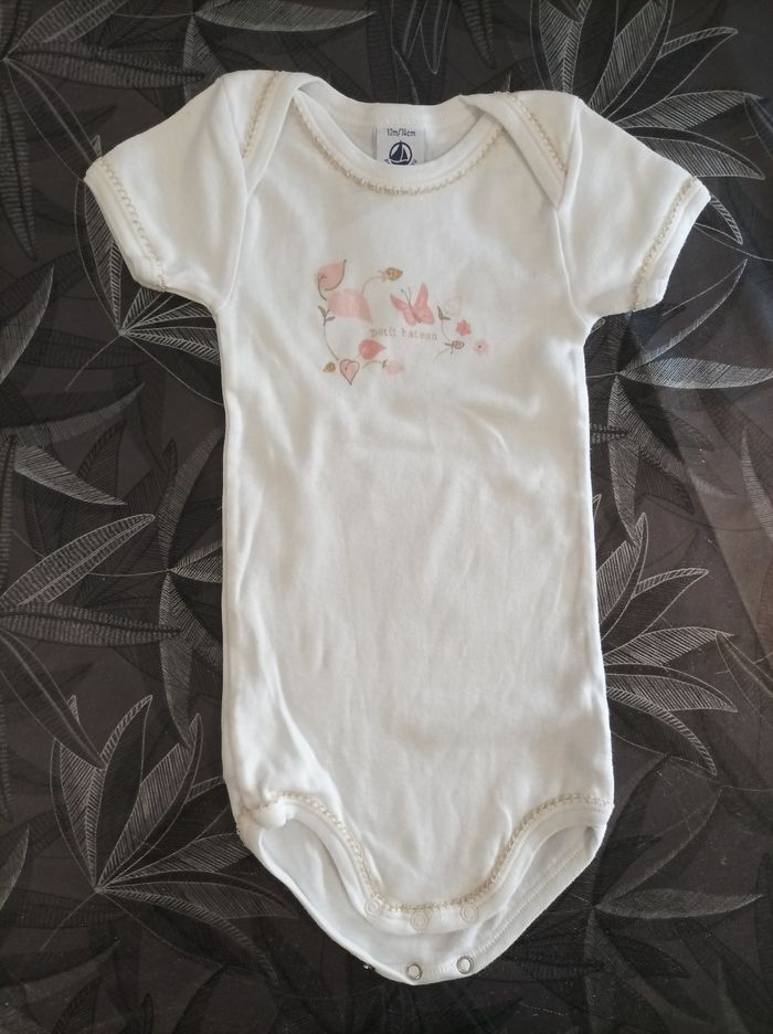 Lot de bodies (1 an) - photo numéro 4