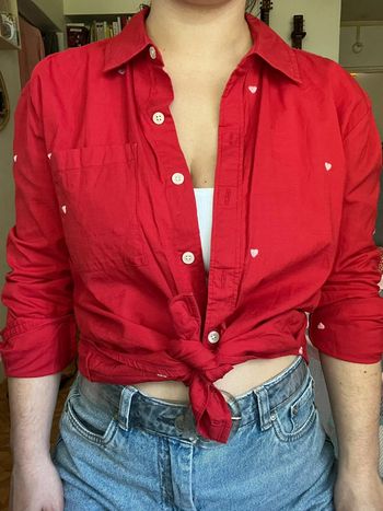 Chemise rouge cœurs roses en coton taille S