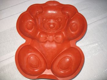 MOULE EN SILICONE ROUGE - FORME OURS - n°26