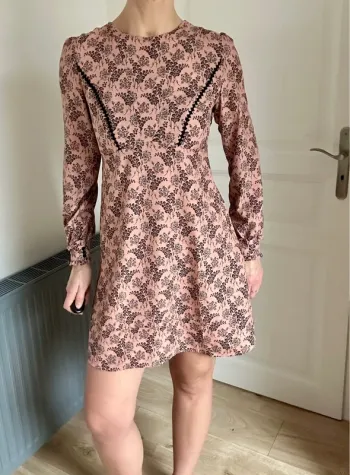 Robe rose clair à fleurs m Morgan T38 m Très bon état