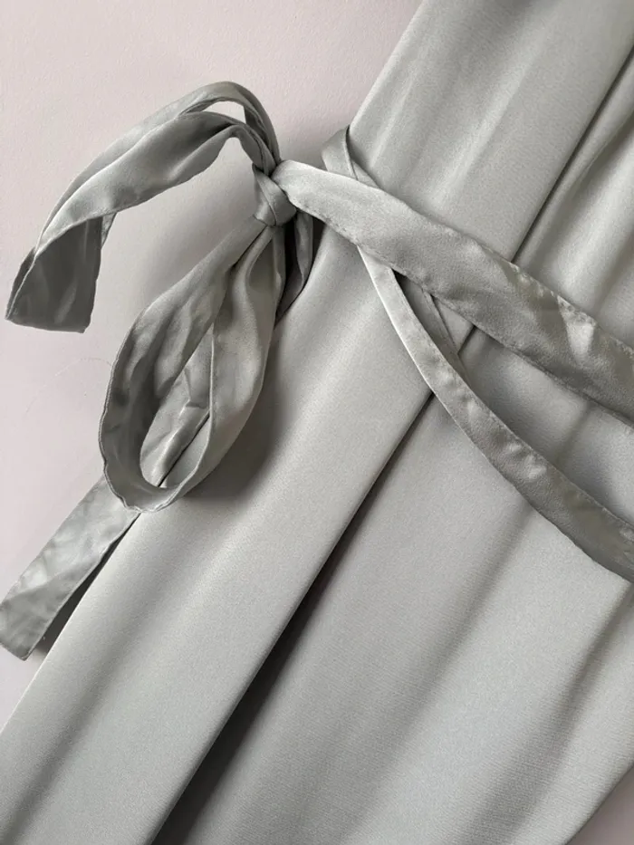👗 Robe portefeuille d'été ou soirée effet satin- Shein-neuf sans etiquette- taille L couleurverte - photo numéro 2