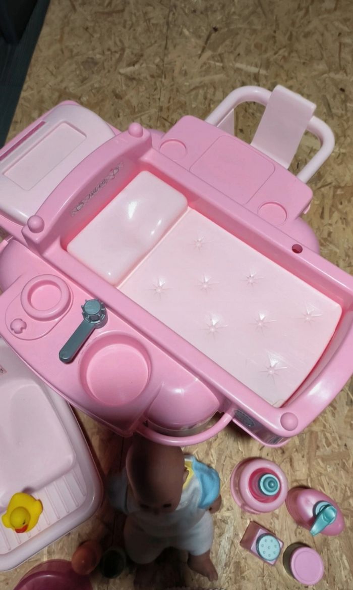 Table à langer accessoires poupée - photo numéro 2