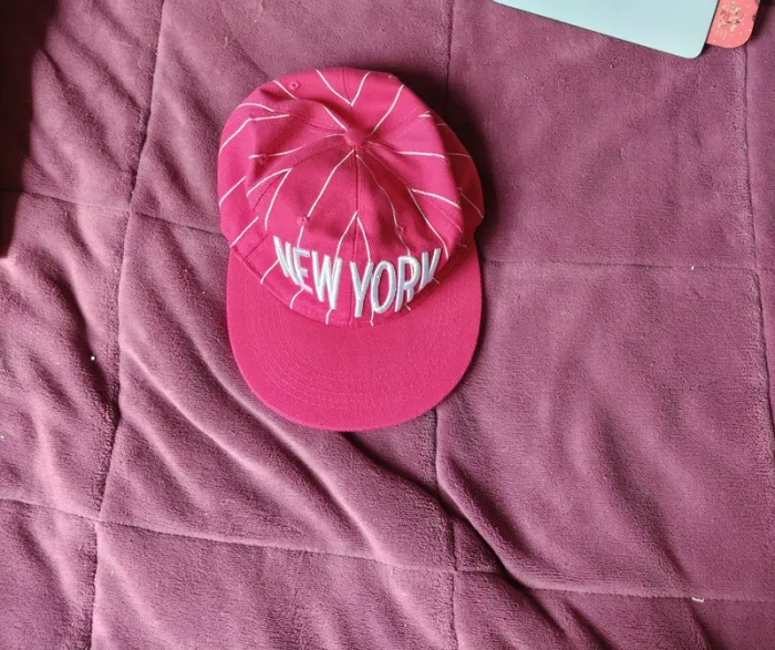 Casquette rose fushia "New York" à rayures réglable TU