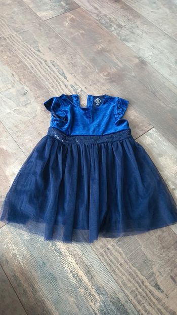 Robe tex 18 mois en très bon état