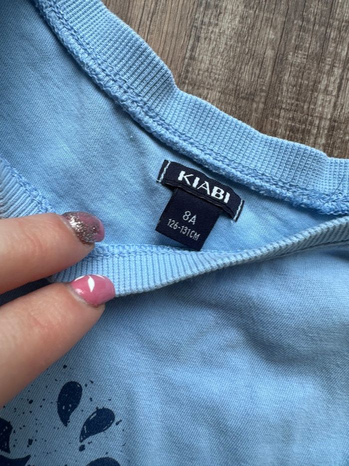 - Tee shirt Kiabi - 8 ans - bon état, tache - photo numéro 2