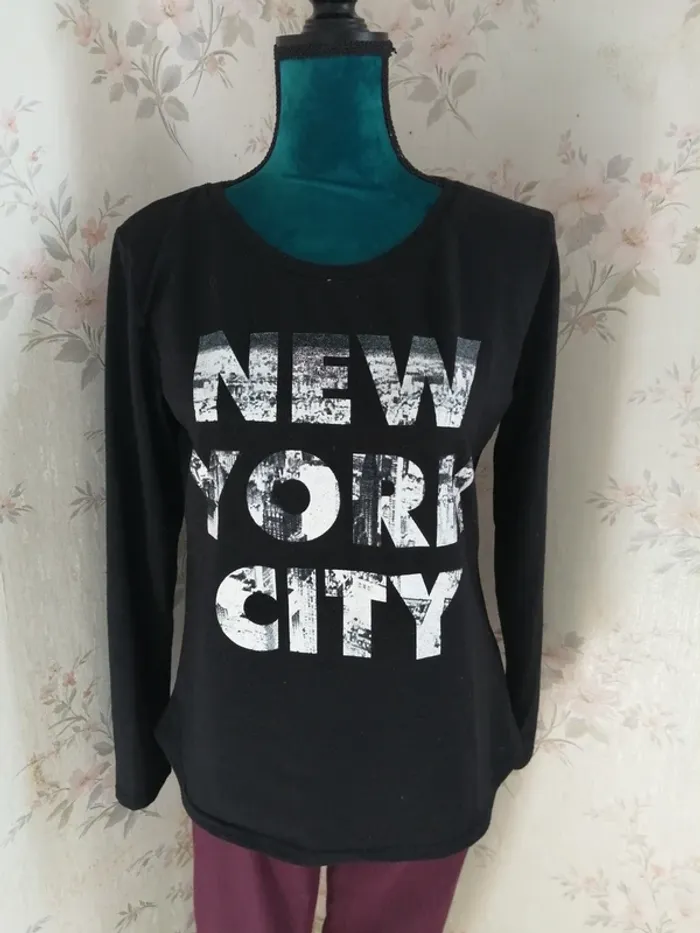 Pull fin noir new york city avec imprimé / paris et moi / (L-XL) - photo numéro 3