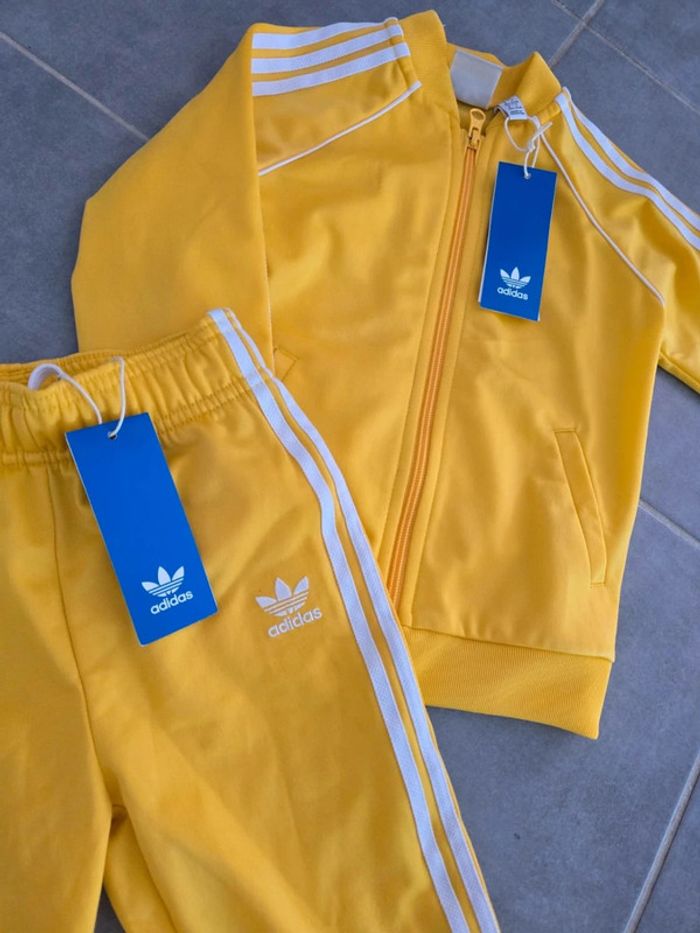 Ensemble jogging Adidas jaune - photo numéro 2