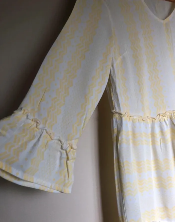 Robe légère manches évasées XS/S - photo numéro 3